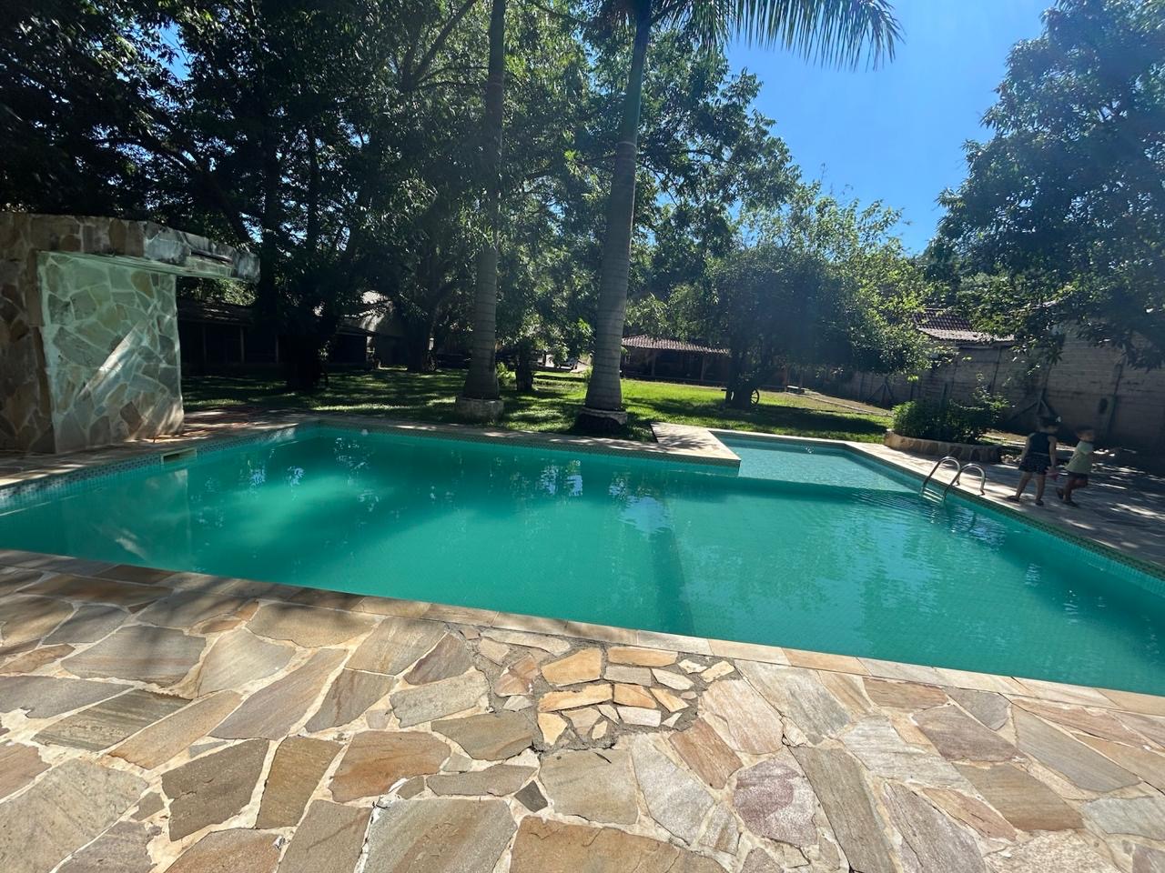 Chácara dentro da cidade de Santa Branca imagem 36